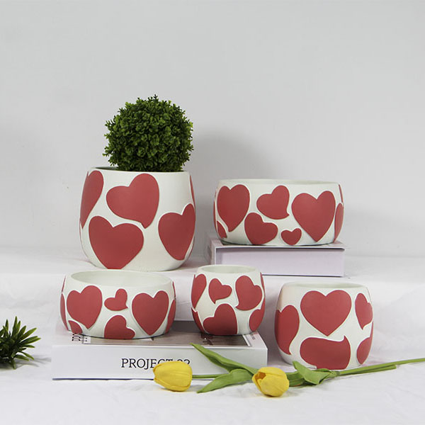 Newest Concrete Flower Pot Painting Heart